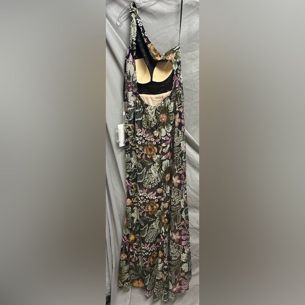Mac Duggal 49574 NWT EMBELLISHED FLORAL ONE SHOULDER GOWN - Picture 7 of 9